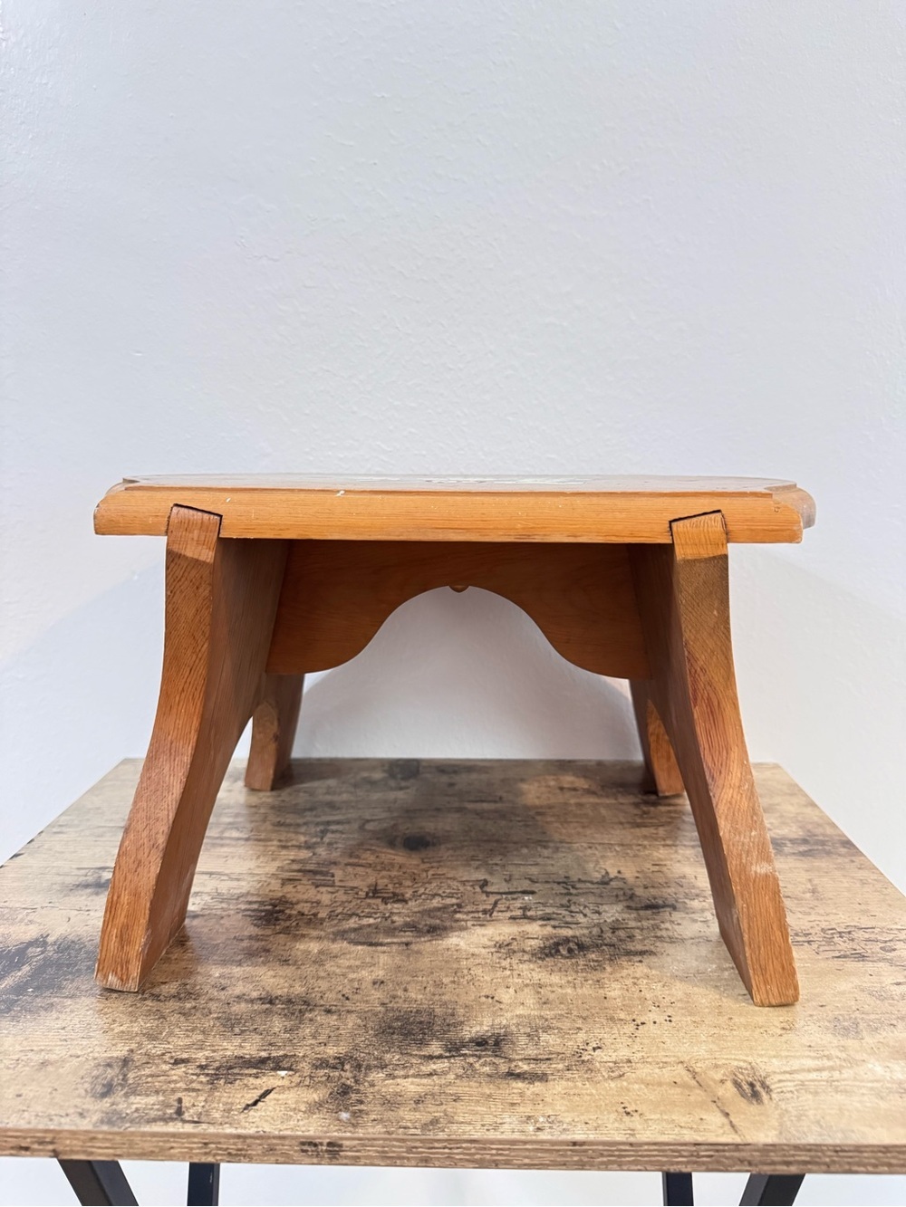 Friends Hand Painted Wooden Stool - Picture 9 of 11